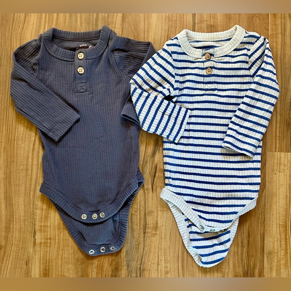 🦋(2) Ribbed Henley Onesies